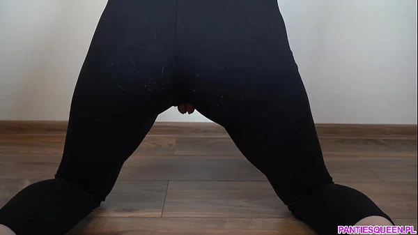 Fitness girl showing her huge pumped pussy in ripped leggings 4K