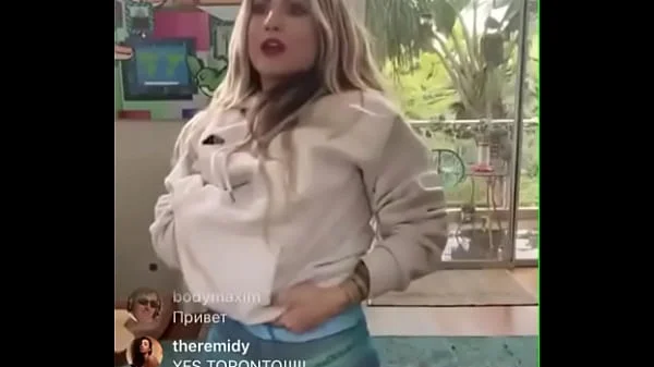 YOUTUBE STAR NIPPLE SLIP